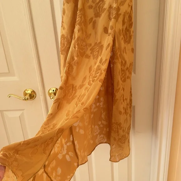 Gold label Victoria’s Secret gold dress - Picture 3 of 5